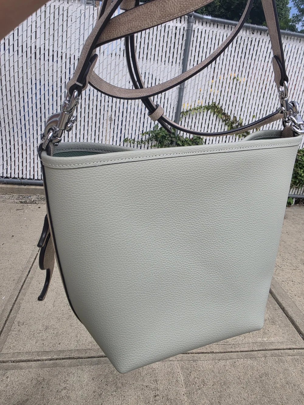 COACH Pebble Leather Bucket Bag in Mint - Picture 4 of 9